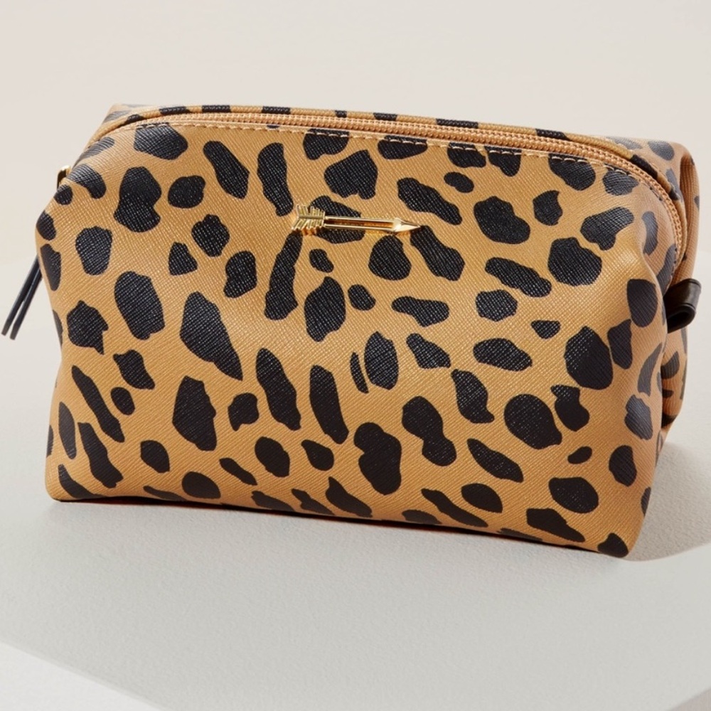 Stella & Dot Animal Print Cosmetic Bag